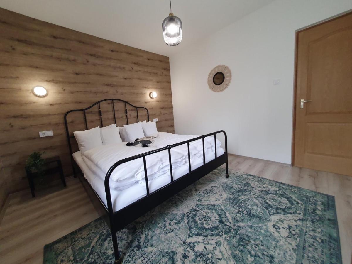 Harmonia Fahazak Apartment Bogacs Bagian luar foto